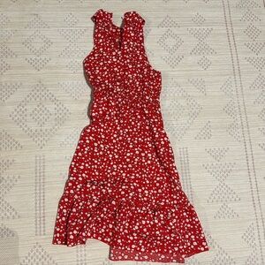 Red sleeveless dress.